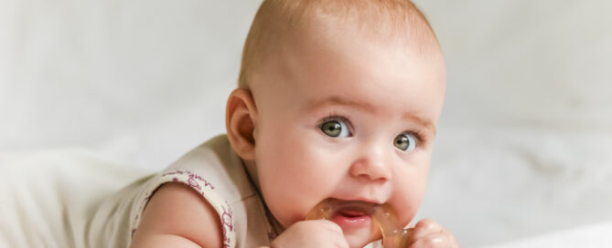 teething baby